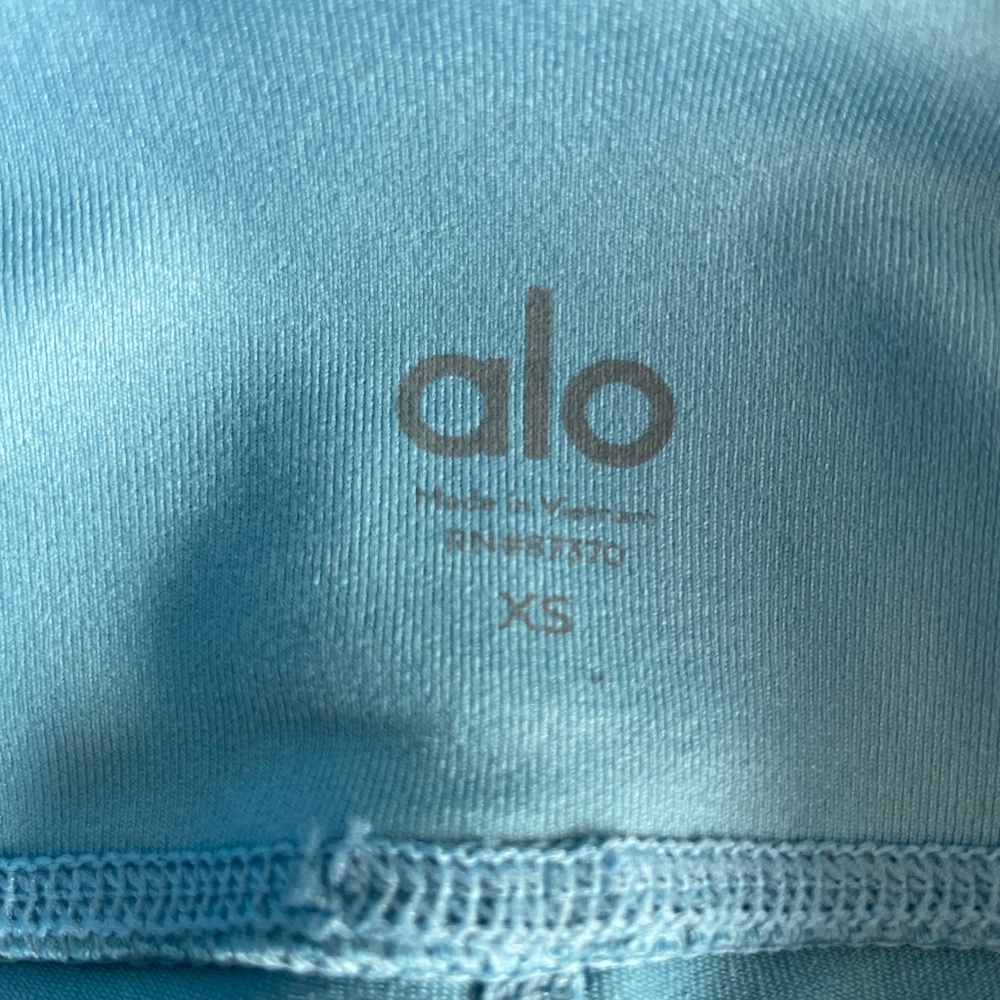 Alo Yoga airbrush leggings. Blue XS. Like new - Picture 4 of 4